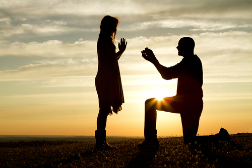 6 Creative Proposal Ideas Your One-of-a-Kind Lady Will Love