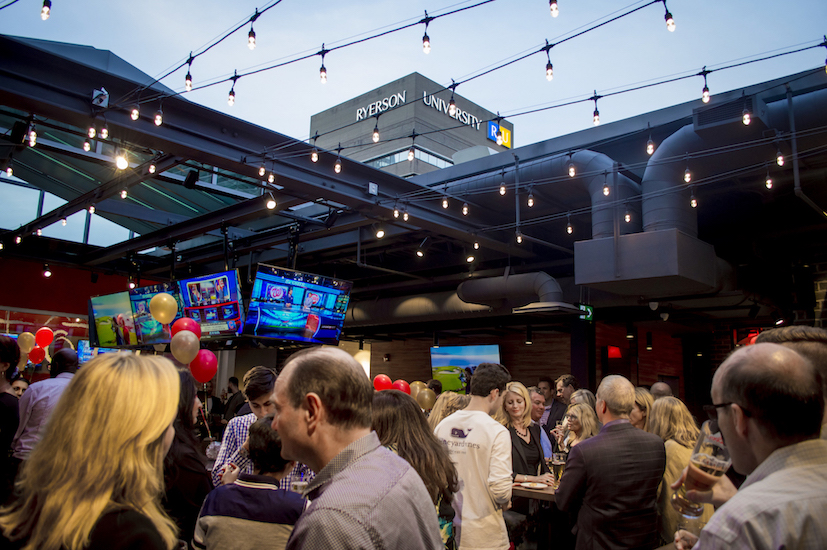 Speed Dating at SkyLounge at Boston Pizza